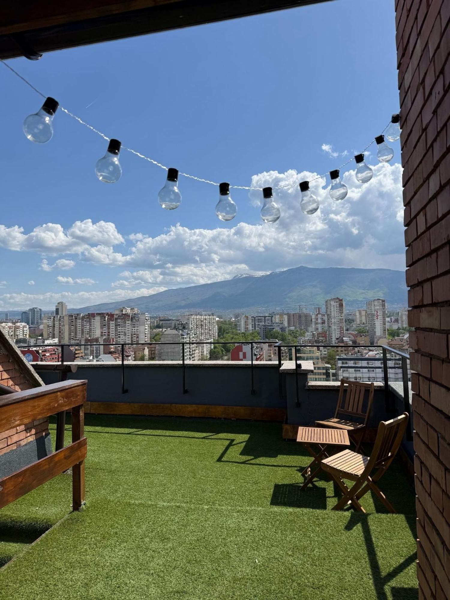 Rooftop City Loft Sofia Bagian luar foto